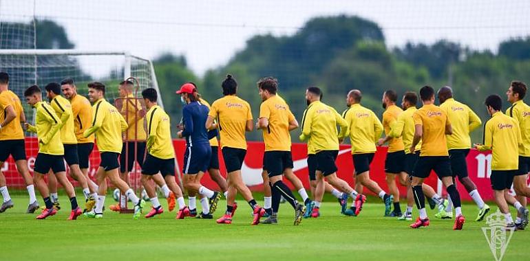 El Molinón preparado para el regreso del derbi 