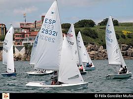 El sábado arranca en Gijón el Trofeo de Verano de Vela Ligera