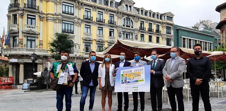 La ONCE presenta en Oviedo el cupón dedicado a la hostelería, para este sábado