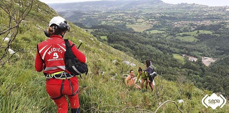 Rescatadas, ilesas, tres montañeras perdidas en la niebla en el Pienzu