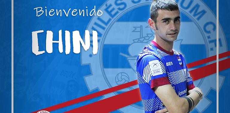 El extremo avilesino Chini se suma al Avilés Stadium