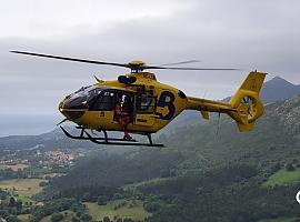 Socorristas asturianos se ejercitan para el salvamento en las playas