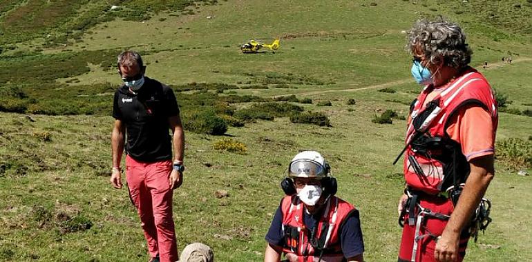 Rescatan a un senderista herido en Pandébano de Cabrales