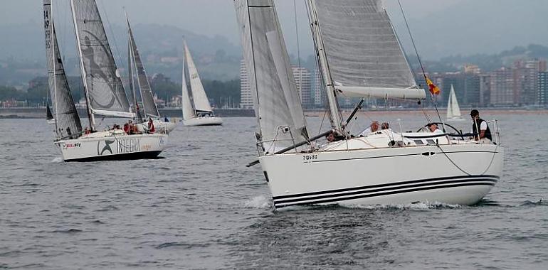 El GS1 de Fernando Alonso vencedor absoluto de la I Regata Aproches 