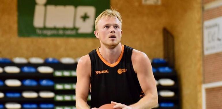 Victoria del Liberbank Oviedo Baloncesto en el primer encuentro de pretemporada