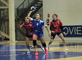 El Oviedo Balonmano Femenino suma su cuarta victoria