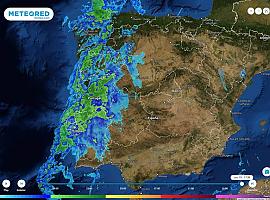 Los primeros bufidos de Bárbara anucian fuertes lluvias y viento