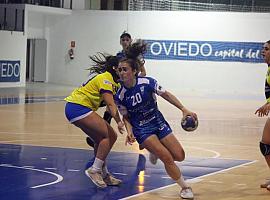 El Oviedo Balonmano Femenino retoma la senda positiva