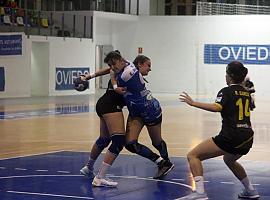 Contundente victoria del Oviedo Balonmano Femenino frente al Siero