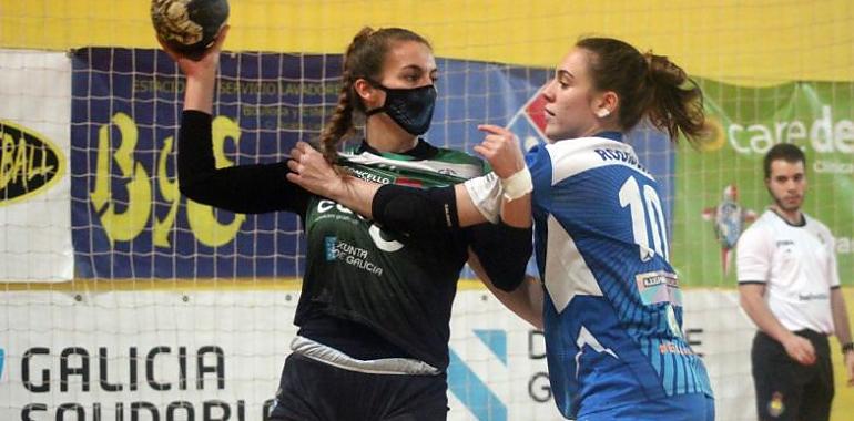 Dos nuevos puntos de tierras gallegas para el Oviedo Balonmano Femenino