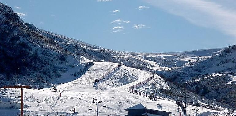 Otea pide la apertura de las estaciones de esquí asturianas, y también a León