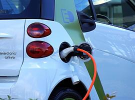 El Banco Europeo de Inversiones invierte 50 millones en 470 estaciones de recarga de vehículos eléctricos en España