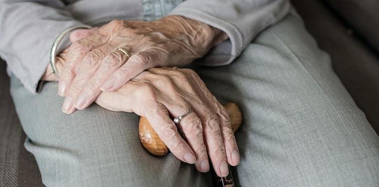 Derechos Sociales se adhiere al manifiesto europeo para reducir la soledad indeseada de los mayores