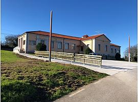 El Ayuntamiento de Gijón acondiciona el terreno de la sede vecinal de La Pedrera 