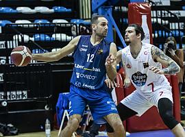 El Liberbank Oviedo Baloncesto vuelve a la senda de la victoria