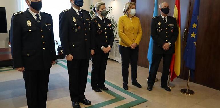Dos nuevos Comisarios de la Policía Nacional realizan su presentación en la Jefatura Superior de Asturias