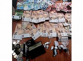 Detenido en Gijón con heroína, hachís, arma blanca y dinero en efectivo
