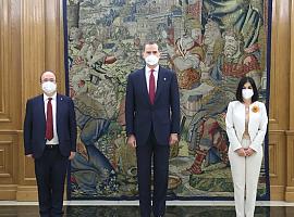 Los nuevos ministros del Gobierno de España asumen ante el Jefe del Estado