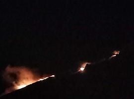 120 hectáreas han sido afectadas por el fuego del Monte Priena, enfrente de Covadonga