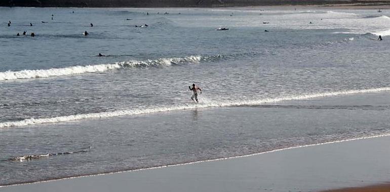 Esta noticia no tiene titular. Solo fíjense en la foto. Playa de Gijón 18/02/2021