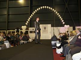 ‘Detiqueta 2011’ abre sus puertas en el recinto ferial dE Gijón