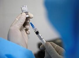 Madrid contratará sanitarios jubilados para poder vacunar masivamente