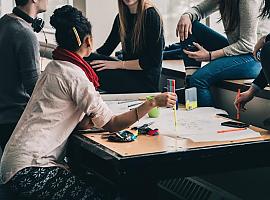 631 escolares de Avilés participan en talleres con motivo del Día Internacional de las Mujeres