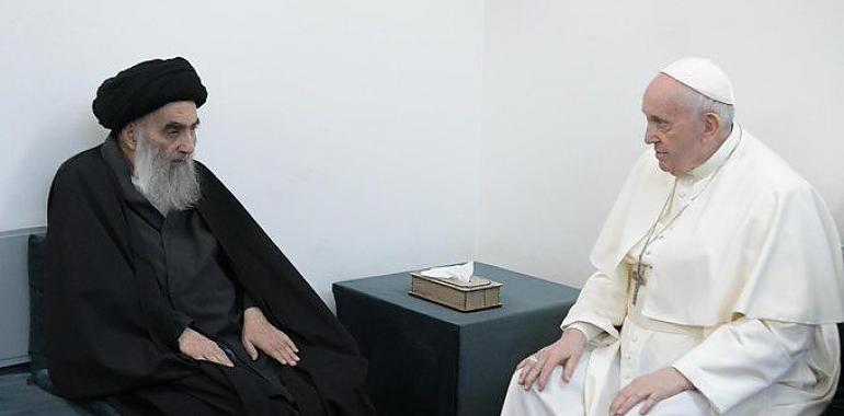 El Papa Francisco se encuentra con el Gran Ayatollah Al-Sistani