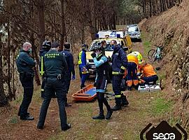 Rescatado y hospitalizado un ciclista herido en la Sierra Plana de Llanes