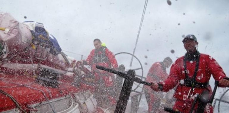 Los cuatro de la Volvo Ocean Race, a 20 nudos rumbo sur