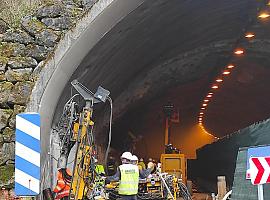 Más de un millón invertidos en reparar y mejorar la seguridad del túnel de Sotrondio, en la AS-117