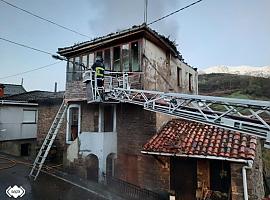 Extinguido un incendio en Riosa