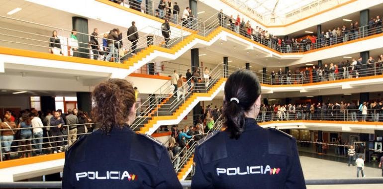 Más de 36.000 jóvenes se examinan para ser Policía Nacional