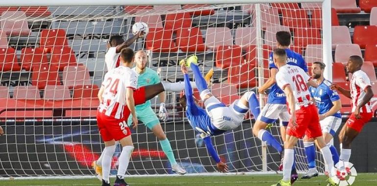 Importante empate del Real Oviedo ante el Almería