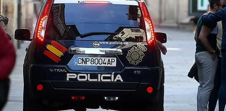 Denunciado y detenido en Oviedo por golpear criminalmente a su perra