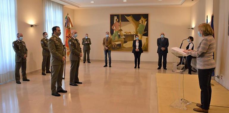 Entrega de la Medalla de Bronce de Protección  Civil al Regimiento de Infantería Príncipe nº 3 