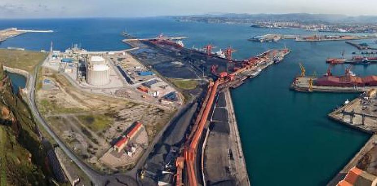 El puerto de El Musel presenta y expone las medidas que ha ido adoptando en materia medioambiental en los últimos tiempos