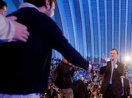 Rajoy: \"Hay que cambiar para dar confianza y fijar un rumbo para España\"