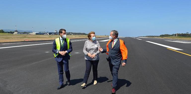 La reforma integral de la pista del Aeropuerto de Asturias avanza a su fin