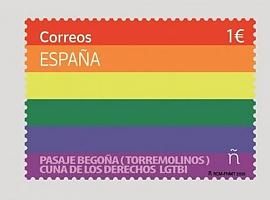 Correos recibe un premio por visibilizar la normalización de la realidad LGTBI en España