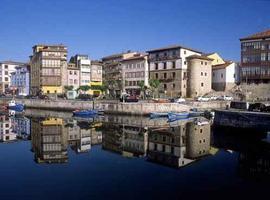 La Casa de Cultura de Llanes acoge la XX Exposición de la Asociación de Pintores “Valle del Nalón