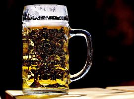 Una o dos cervezas diarias puede considerarse un "consumo saludable"