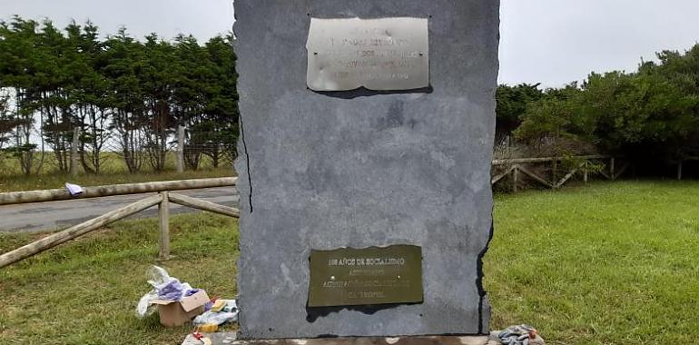El Principado restaura el monumento de la memoria democrática de Arnao, en Castropol