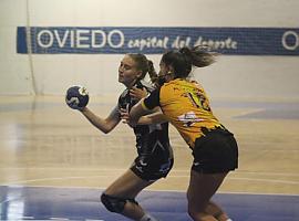 El Oviedo Balonmano Femenino estrena su casillero de victorias