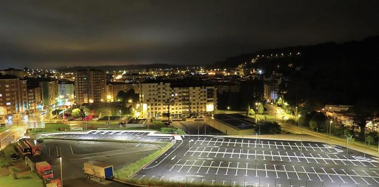 En octubre la calle Pizarro y el nuevo aparcamiento de Hermanos Pinzón de Avilés quedarán unidos por un nuevo paso peatonal