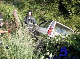 Conductor herido en accidente a la altura de Navelgas