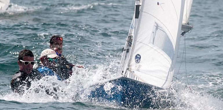 Ayer domingo tuvo lugar la última regata del Trofeo de Verano de Vela Ligera del Real Club Astur de Regatas