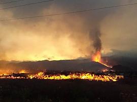 El cuerpo de científicos españoles se vuelca en el estudio fenoménico y en el de las consecuencias del volcán de La Palma