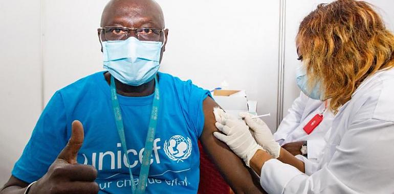 Asturias apoya con 79.500 euros la vacunación contra la covid en Senegal a través de Unicef