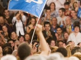 \"Creo en la democracia por eso es el momento de cambiar las políticas y los equipos de gobierno\"